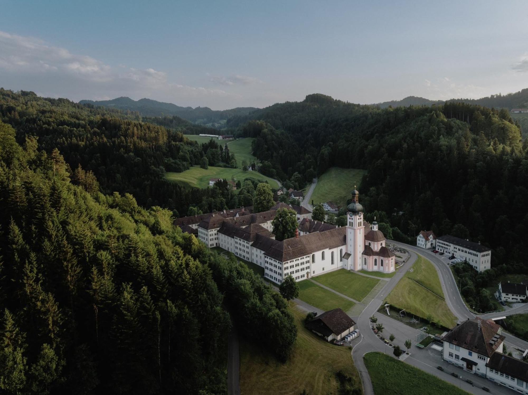 Hotel Kloster Fischingen ภายนอก รูปภาพ